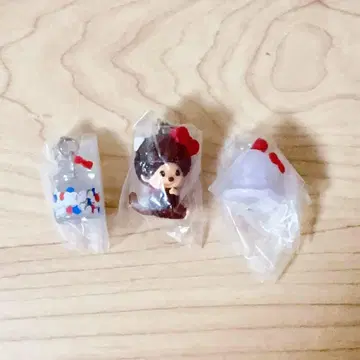 몽치치 x 헬로키티 메지루시 액세서리