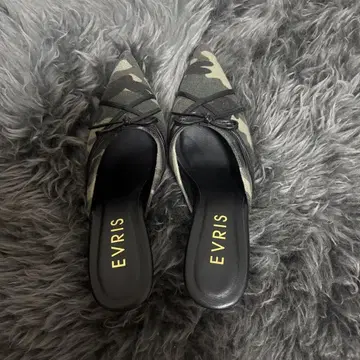 EVRIS 카모 패턴 스틸레토 샌들