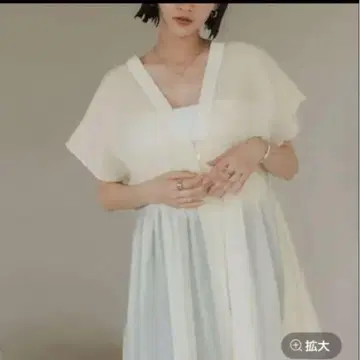 [ 미사용 새상품 ] LOWRYS FARM 셔링 튜닉 프렌치 슬리브