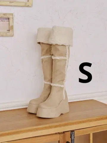 Darich 페이크 무스탕 니하이 부츠 아이보리 S