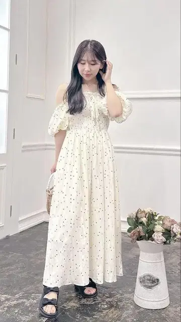 도트 오프숄더 원피스