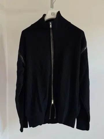 [ 플래그십 스토어 한정판 ] yoke tokyo 24AW 집업 니트