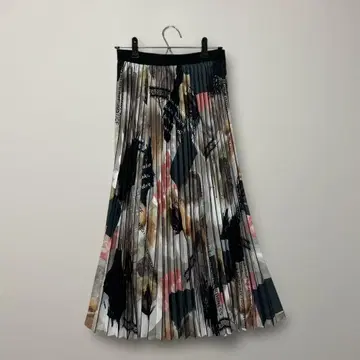 다색 플리츠 플레어 롱 스커트 올 패턴