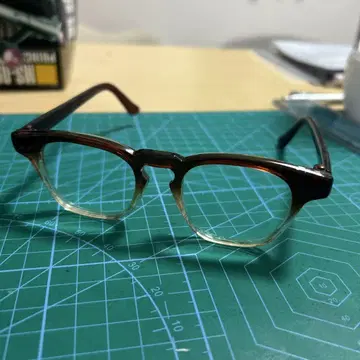 빈티지 안경 40년대?