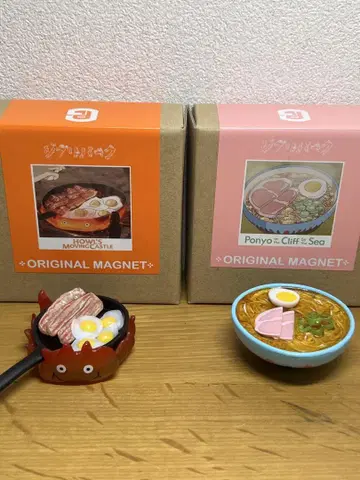 지브리 파크 마그넷 베이컨 에그 햄과 삶은 달걀 토핑 즉석 라면