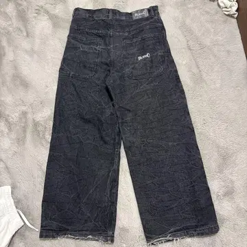 BU wrinkle crack baggy denim