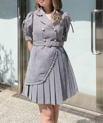 원웨이 프릴 테일러드 원피스