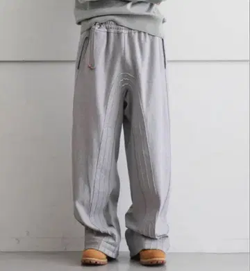 jian ye 제니예 24aw 스웨트 팬츠