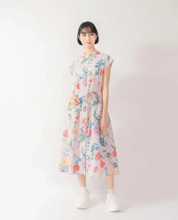 이번 시즌 로이스크레용 드림 플라워 원피스