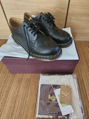 레어 Dr.Martens 브로그 신발 MIE 3989