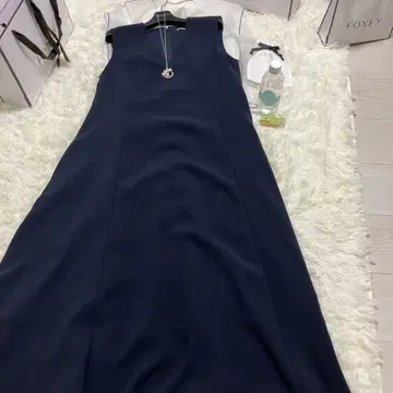 폭시 미드나잇 블루 원피스 리셀러 구매자 차단 내 팔로우에서도