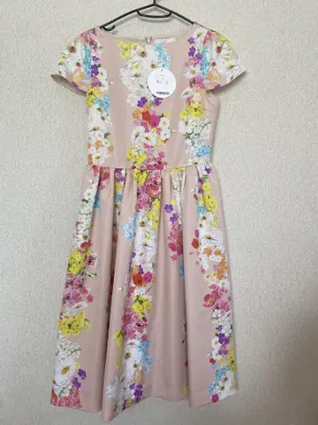 새상품 체스티 기념일 원피스