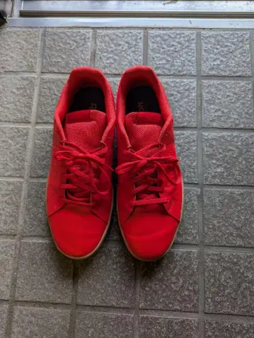 Reebok 빨간색 스니커즈 US 10 28.5cm