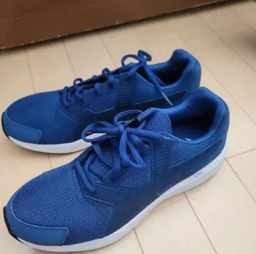PUMA 파랑 스니커즈 26.5cm 러닝화