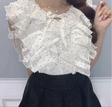 evelyn 프릴 도트 BS 상의