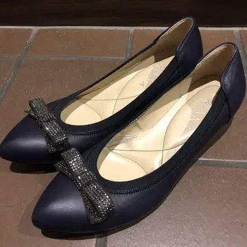 다이애나 웰핏 펌프스 리본 23.5cm