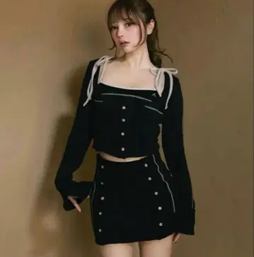 andmary Luna stitch set up black