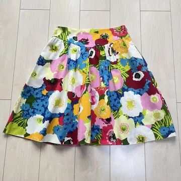 MOSCHINO 모스키노 꽃무늬 플레어 스커트 40