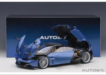 autoart 1/18 파가니 와이라 로드스터 블루 카본