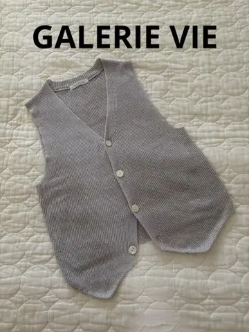 새상품급 GALERIE VIE 린넨 V넥 베스트