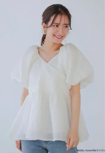 fitmore 자카드 카슈쿨 페플럼 상의