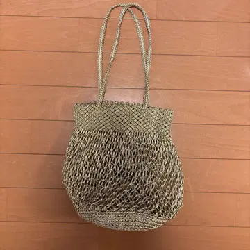 골드 메쉬 백