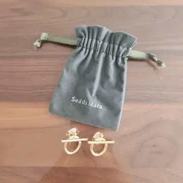 Sea's Mara Mantel motif 이어링 골드