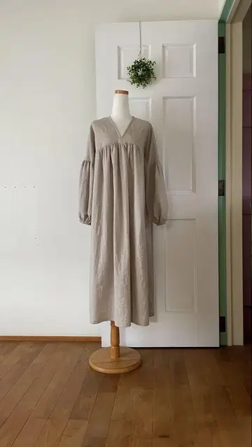 면 린넨 V넥 원피스 L 사이즈 / 천연색 handmade