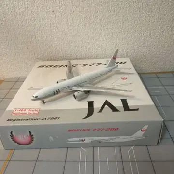 Phenix JA702J JAL B777-200ER 1/400