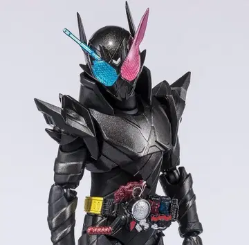 S.H.Figuarts 가면라이더 빌드 토끼 탱크 해저드 폼