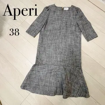 [ 새상품급 ] Aperi 7부 소매 트위드 무릎 기장 플레어 원피스