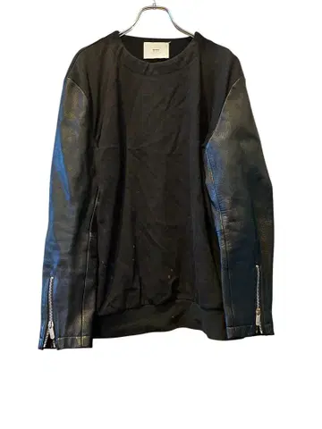 TTT 소매 가죽 맨투맨