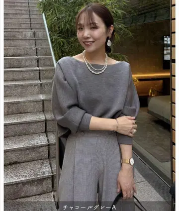[ 하라짱 콜라보 ] 노알 종이상자 니트 오프숄더 상의