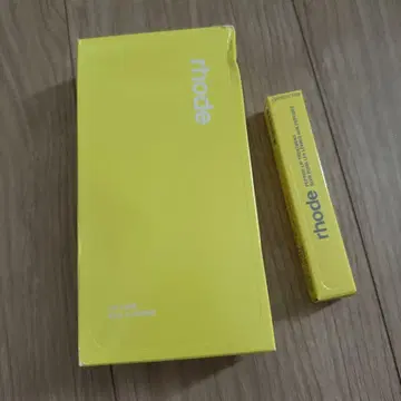 rhode 케이스 & 립 포함 세트