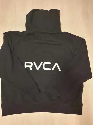 RVCA 백 프린트 후드티