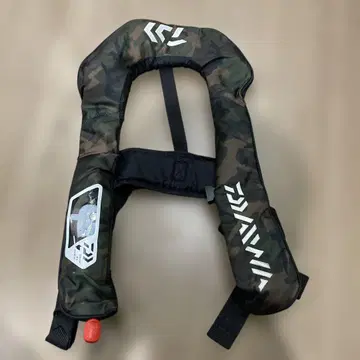 중고 Daiwa 팽창식 구명 조끼 다이와