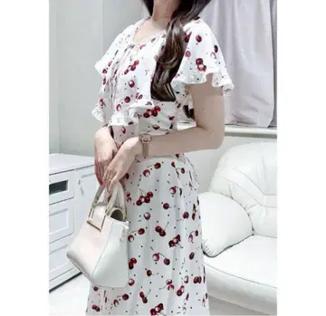체리 패턴 [ 완판템 ] 시마무라 nako 콜라보 원피스