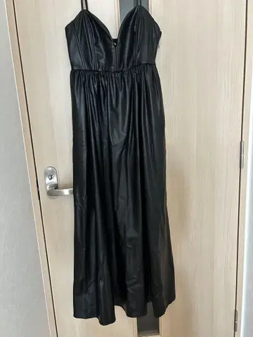 ZARA 가죽 원피스