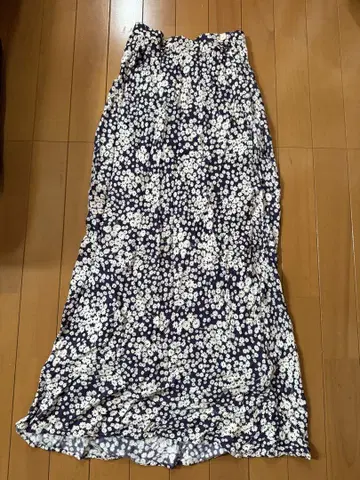 de LULU 꽃무늬 롱 스커트 보라색