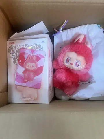 POP MART LABUBU 팝마트 라부부 LOVE