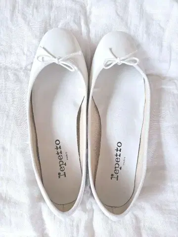 새상품 레페토 repetto 구 사이즈 38 23.5 화이트
