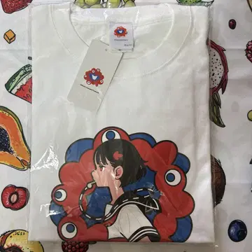 [ 미개봉 새상품 ] 오사카 만박 애니메이션 캐릭터 프린트 화이트 T셔츠