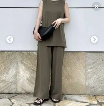 2024년판 유니클로 크레이프 저지 셋업