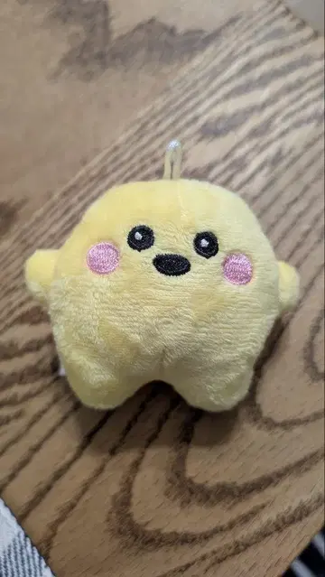 서큘러 스몰 옐로우 컬러 봉제 인형