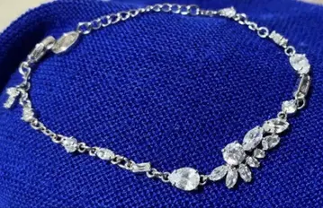 SWAROVSKI 믹스컷 화이트