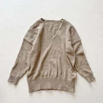 뮤즈 드즈이엠 클래스 liry linen V넥 풀오버