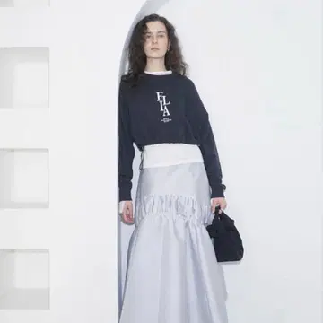 emmi yoga FILA 콜라보 맨투맨 풀오버 네이비