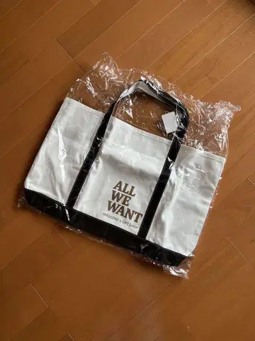 AWW MAGAZINE 숄더백 미개봉 새상품