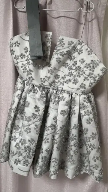 Bibiy. QUINN EMBROIDERY TOP