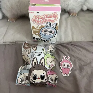 POPMART THE MONSTERS LABUBU 마카롱 핑크
